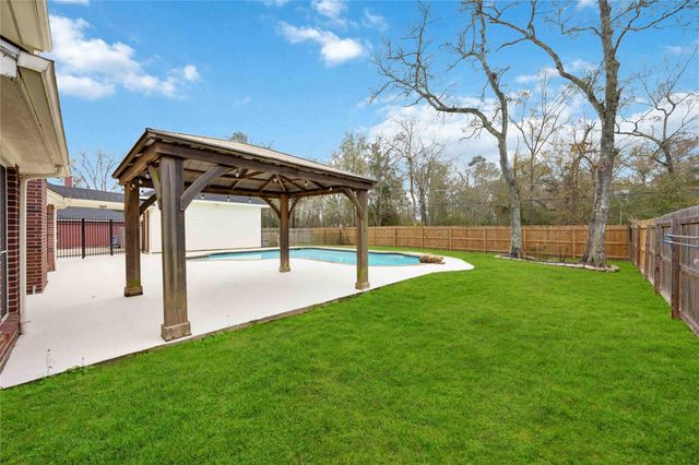 15 Finetta Lane, Alvin, TX 77511