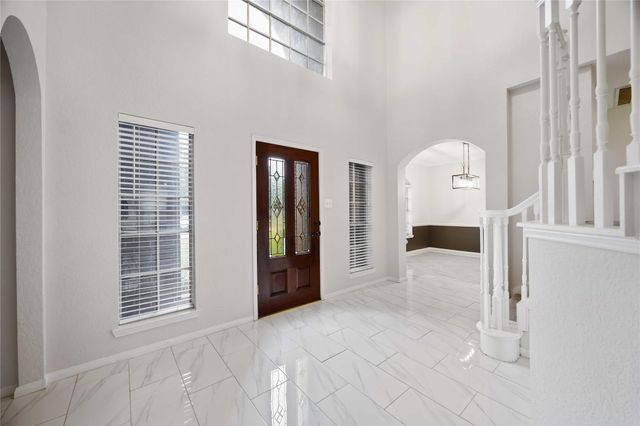 15 Finetta Lane, Alvin, TX 77511