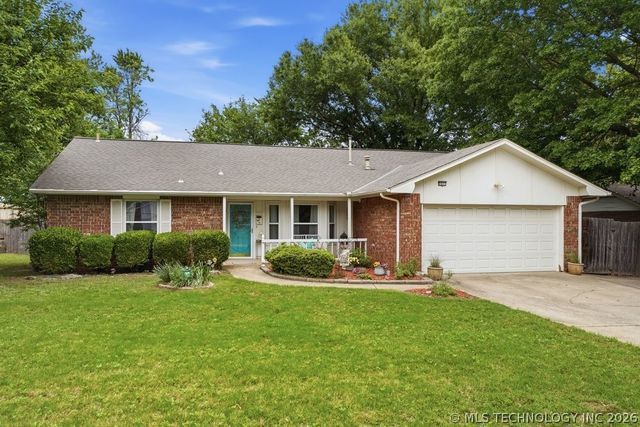 9931 E 114th Street S, Bixby, OK 74008