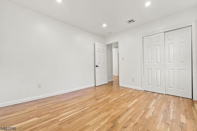 152 Glenwood Ct, Union Twp., NJ 07083