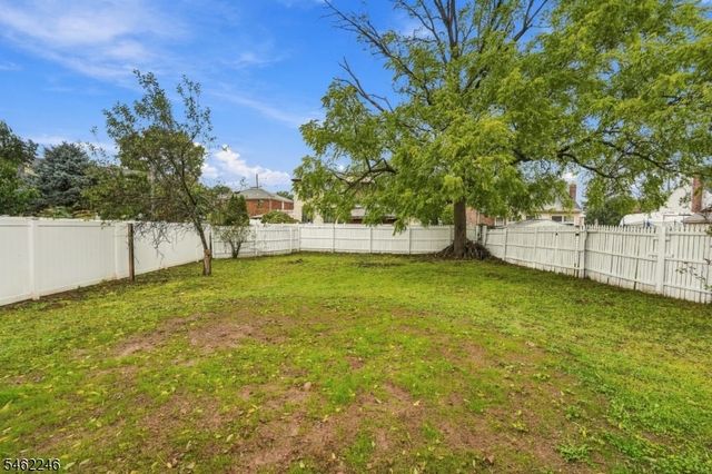 152 Glenwood Ct, Union Twp., NJ 07083