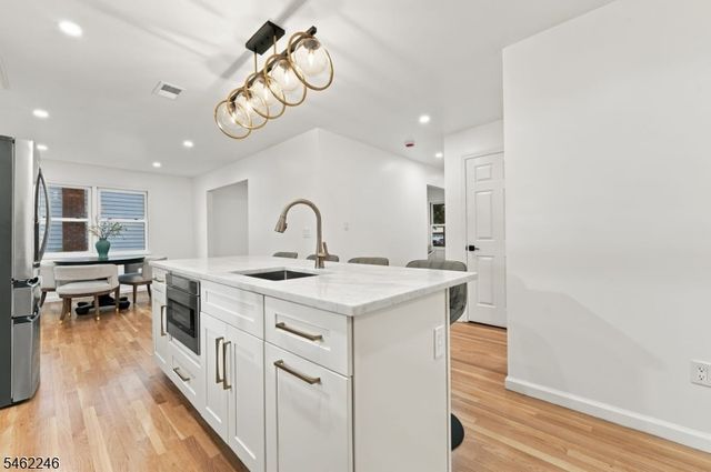 152 Glenwood Ct, Union Twp., NJ 07083