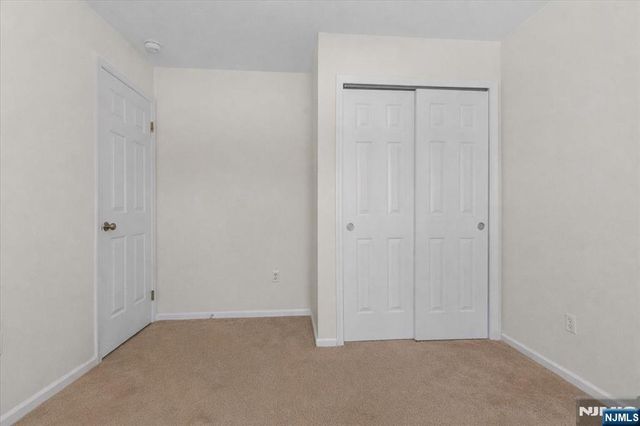 10 Thistle Avenue, Vernon, NJ 07418