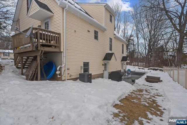 10 Thistle Avenue, Vernon, NJ 07418