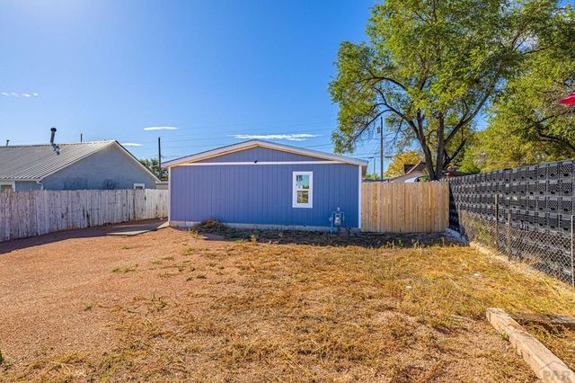 2308 W 14th St, Pueblo, CO 81003