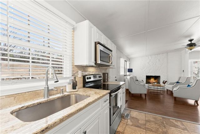 6052 Seminole Drive, Flowery Branch, GA 30542