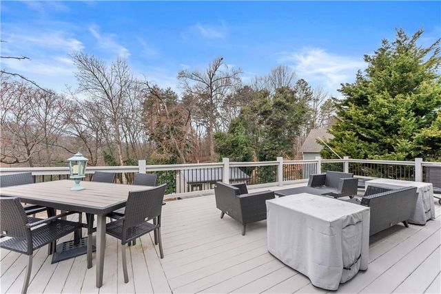 6052 Seminole Drive, Flowery Branch, GA 30542