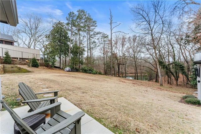 6052 Seminole Drive, Flowery Branch, GA 30542