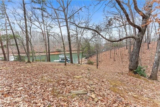 6052 Seminole Drive, Flowery Branch, GA 30542