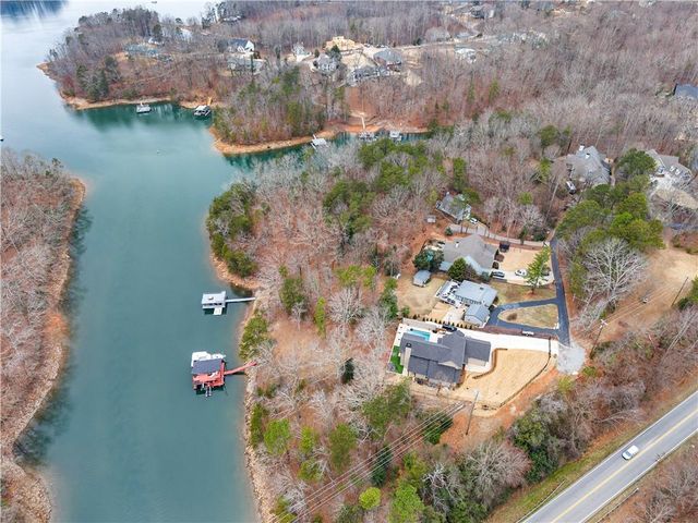 6052 Seminole Drive, Flowery Branch, GA 30542