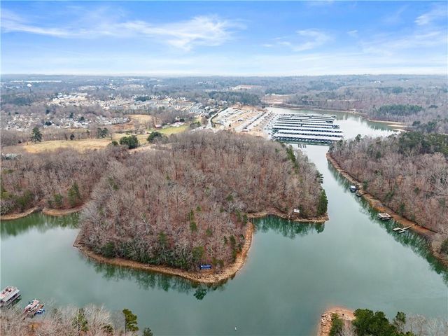 6052 Seminole Drive, Flowery Branch, GA 30542