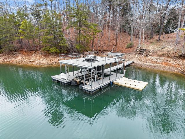 6052 Seminole Drive, Flowery Branch, GA 30542