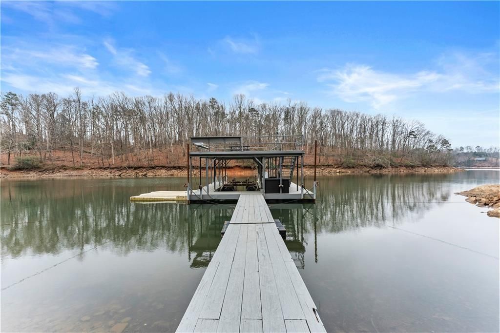 6052 Seminole Drive, Flowery Branch, GA 30542