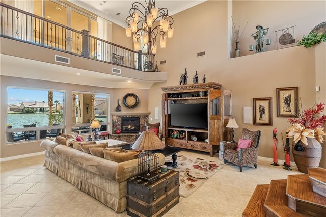 6114 S Los Lagos Circle, Fort Mohave, AZ 86426