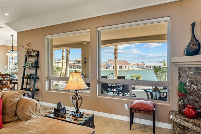 6114 S Los Lagos Circle, Fort Mohave, AZ 86426