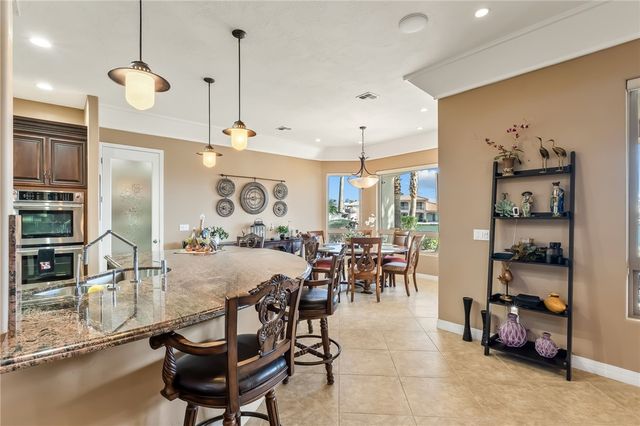 6114 S Los Lagos Circle, Fort Mohave, AZ 86426