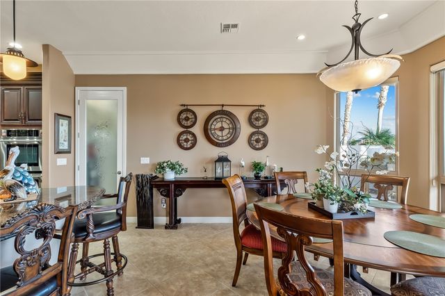 6114 S Los Lagos Circle, Fort Mohave, AZ 86426