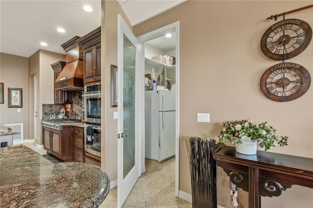 6114 S Los Lagos Circle, Fort Mohave, AZ 86426