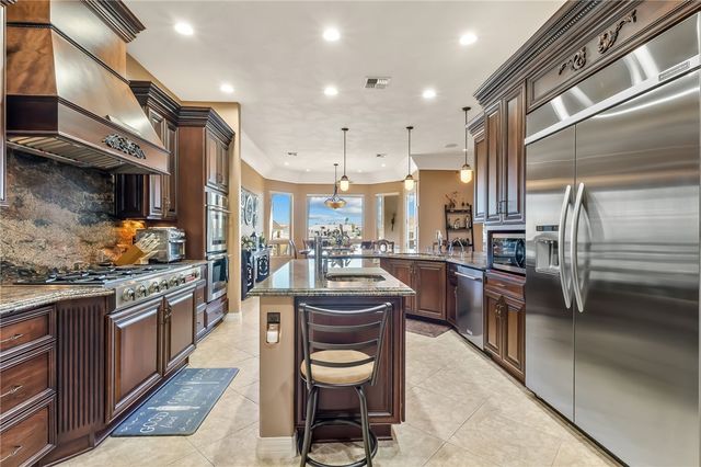 6114 S Los Lagos Circle, Fort Mohave, AZ 86426