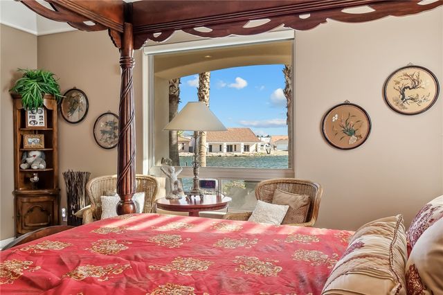 6114 S Los Lagos Circle, Fort Mohave, AZ 86426