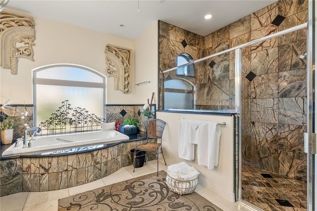 6114 S Los Lagos Circle, Fort Mohave, AZ 86426