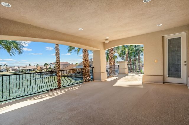 6114 S Los Lagos Circle, Fort Mohave, AZ 86426