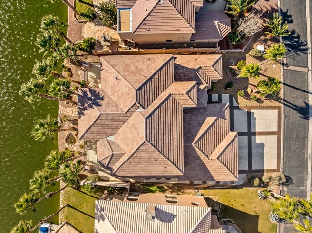 6114 S Los Lagos Circle, Fort Mohave, AZ 86426