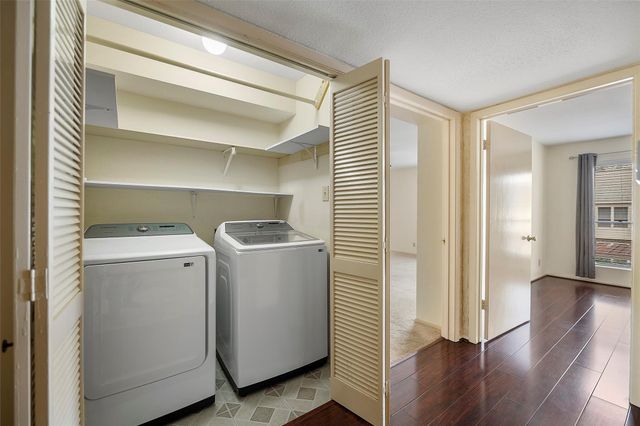 14515 Wunderlich Drive 708, Houston, TX 77069