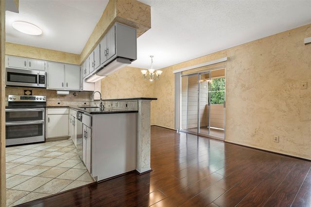 14515 Wunderlich Drive 708, Houston, TX 77069