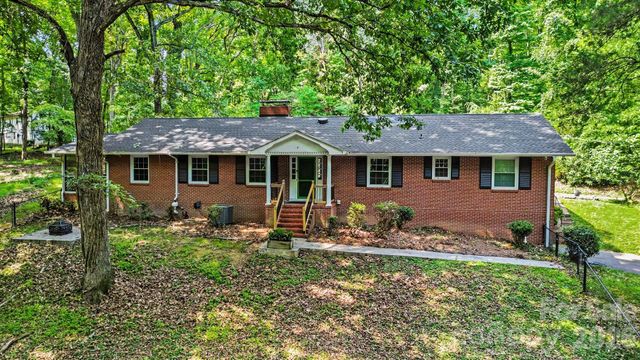 100 Malvern Court, Winston Salem, NC 27106