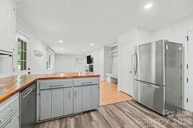 100 Malvern Court, Winston Salem, NC 27106