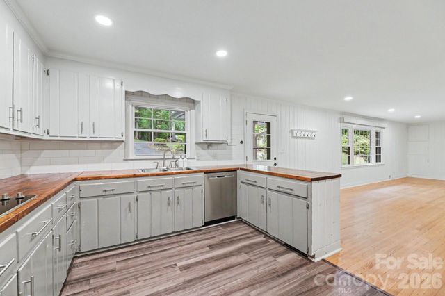100 Malvern Court, Winston Salem, NC 27106