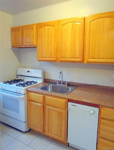 585 McLean Avenue 6D, Yonkers, NY 10705