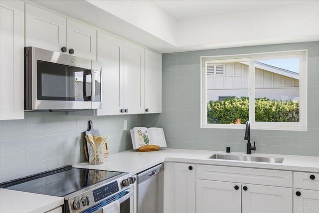 3685 Vista Campana N 21, Oceanside, CA 92057