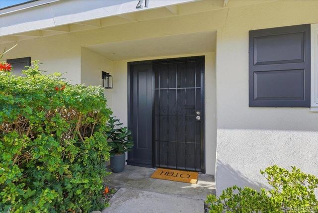 3685 Vista Campana N 21, Oceanside, CA 92057