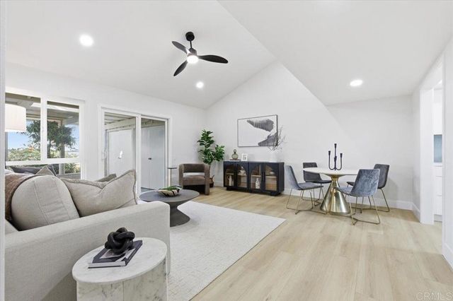 3685 Vista Campana N 21, Oceanside, CA 92057