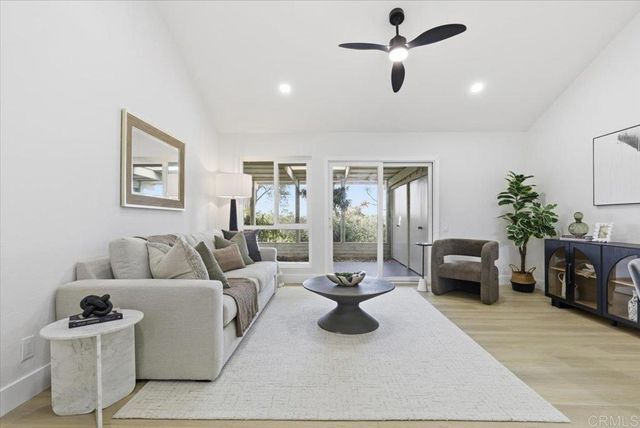 3685 Vista Campana N 21, Oceanside, CA 92057