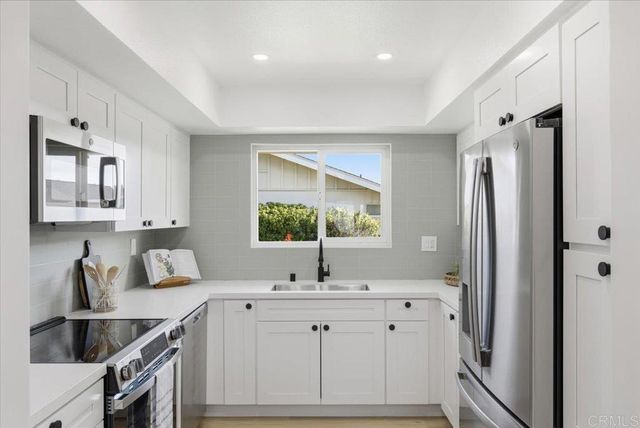 3685 Vista Campana N 21, Oceanside, CA 92057