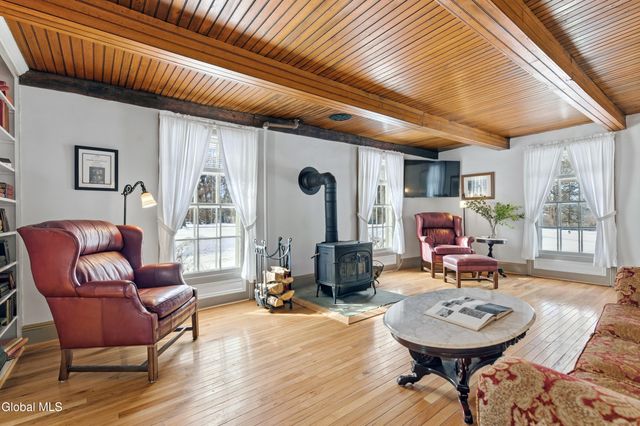 797 Western Road, Schodack, NY 12033