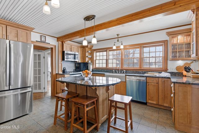 797 Western Road, Schodack, NY 12033