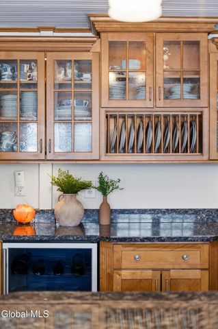 797 Western Road, Schodack, NY 12033