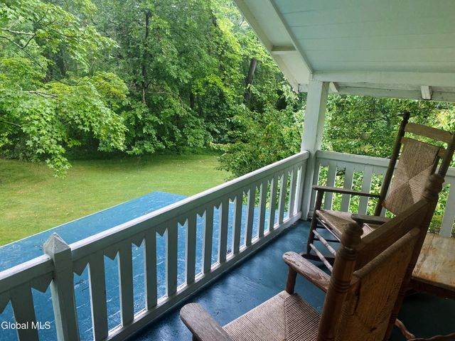 797 Western Road, Schodack, NY 12033