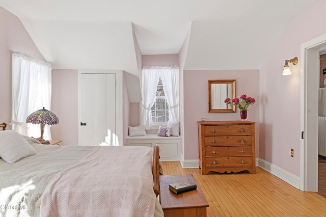 797 Western Road, Schodack, NY 12033