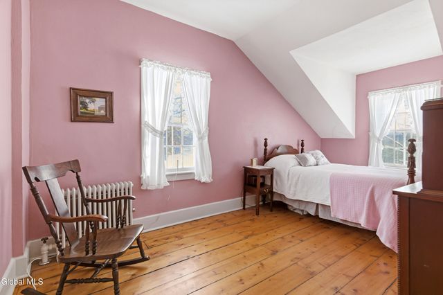 797 Western Road, Schodack, NY 12033