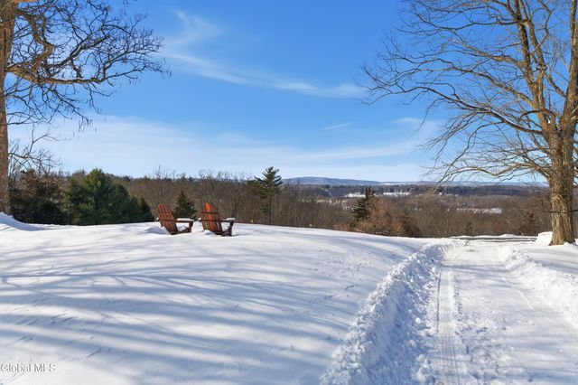 797 Western Road, Schodack, NY 12033