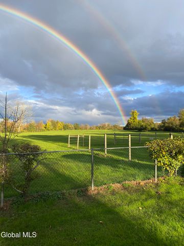 797 Western Road, Schodack, NY 12033