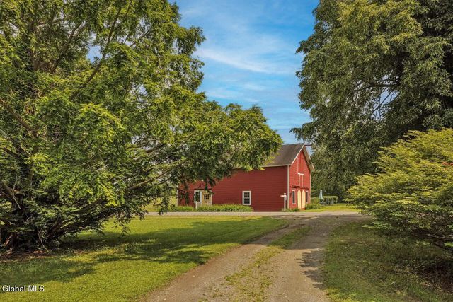 797 Western Road, Schodack, NY 12033