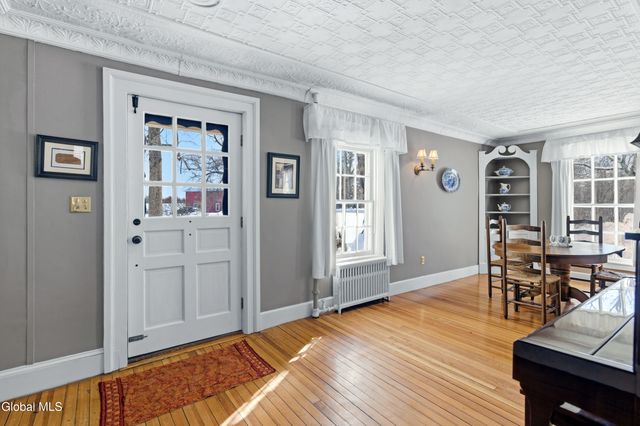 797 Western Road, Schodack, NY 12033