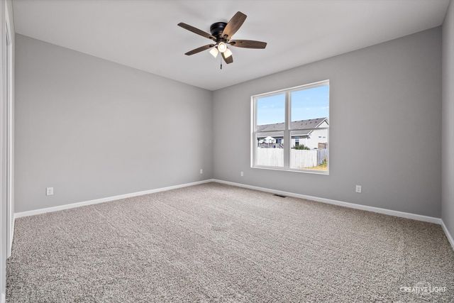 104 Boeing Trail, Poplar Grove, IL 61065