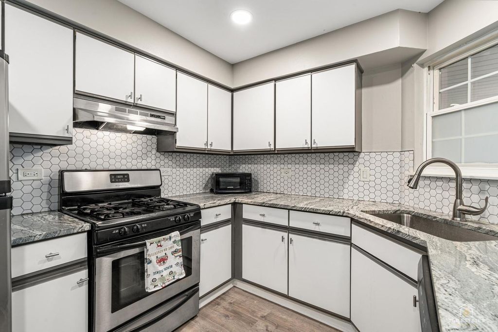 1028 Rockport Drive, Carol Stream, IL 60188 — photo 4
